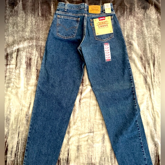 NWT 560 LEVI’S Comfort Fit Men’s Tapered Legs 31 x 36. - Picture 4 of 6